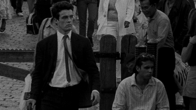 معرفی اولین فیلم کریستوفر نولان تعقیب