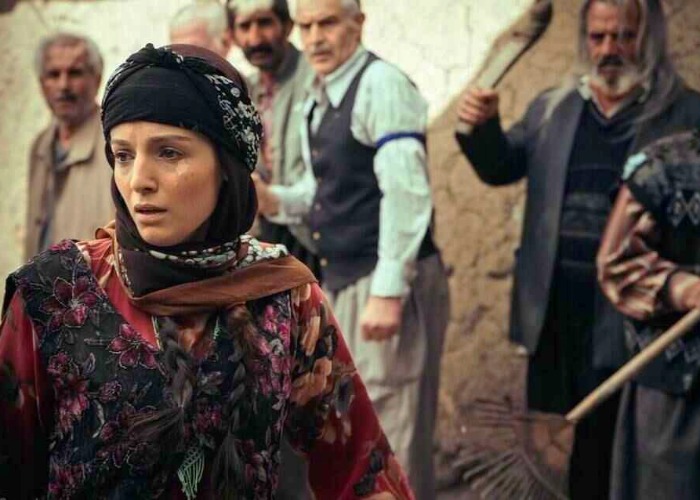 بازیگر نقش شیرین در سریال تاسیان