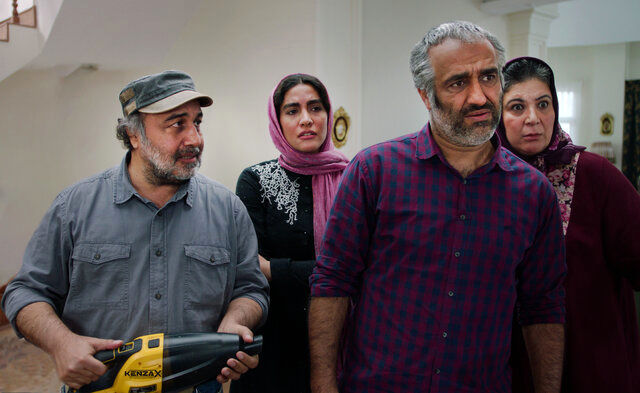 معرفی فیلم سینمایی ایرانی جدید ویلای ساحلی