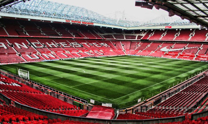 ورزشگاه الدترافورد بهترین ورزشگاه جهان منچستر یونایتد