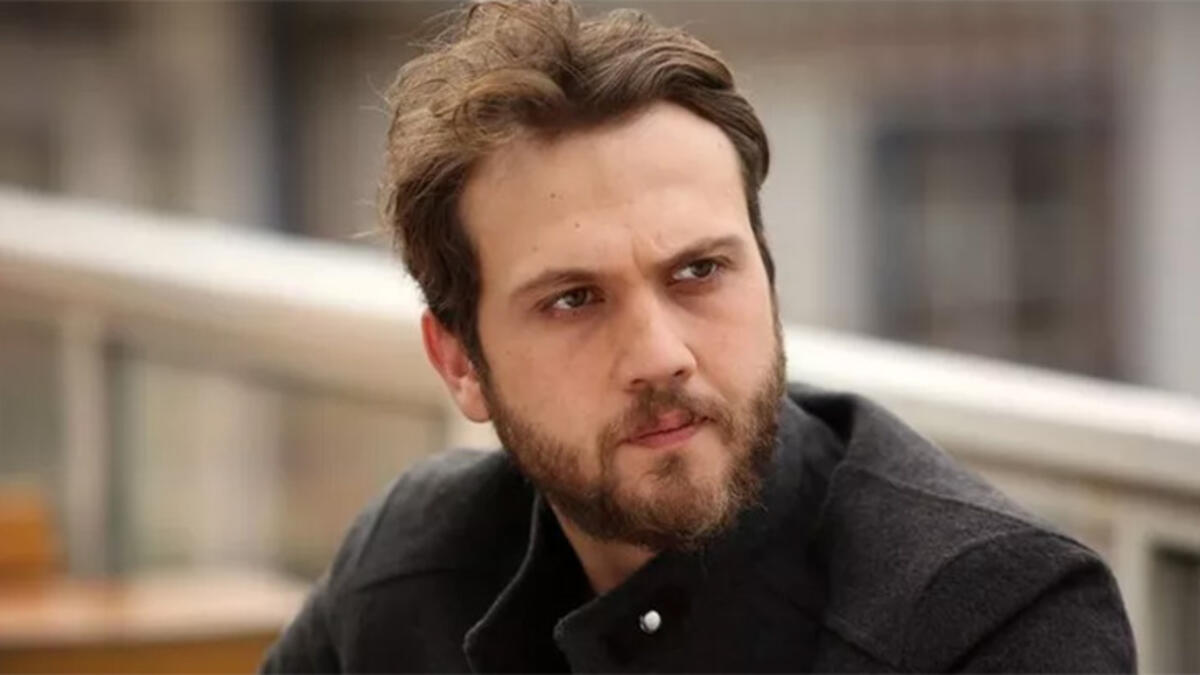 معرفی بهترین سریال های آراس بولوت اینملی