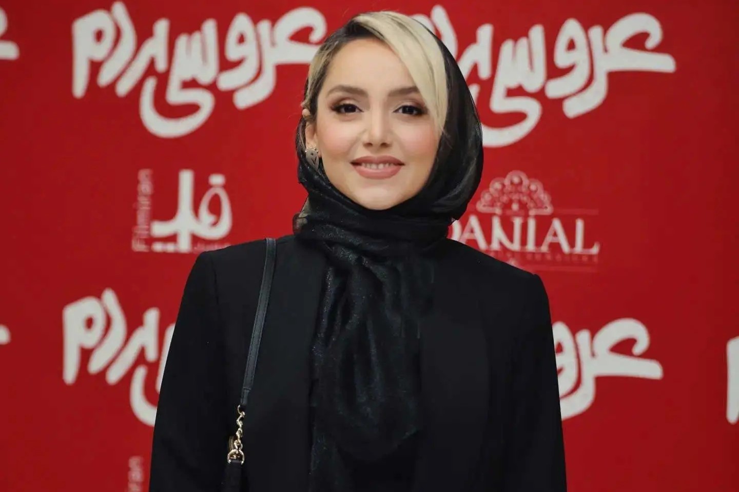 نازنین بیاتی بازیگر سریال تاسیان