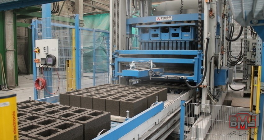 بهترین مارک دستگاه بلوک زنی بتن سرمد