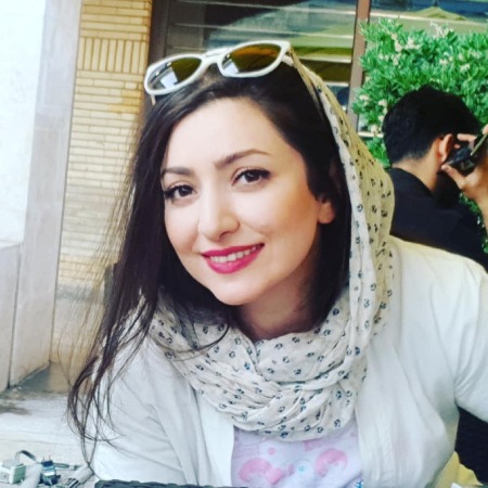 بازیگر نقش آذر در سریال دربندون